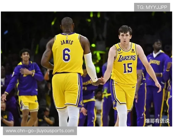 湖人队核心球员复出，季后赛士气高涨，湖人队新成员名单