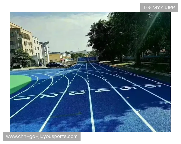 赛道橡胶铺设工：掌控F1抓地力的无名英雄，橡胶跑道施工视频教程